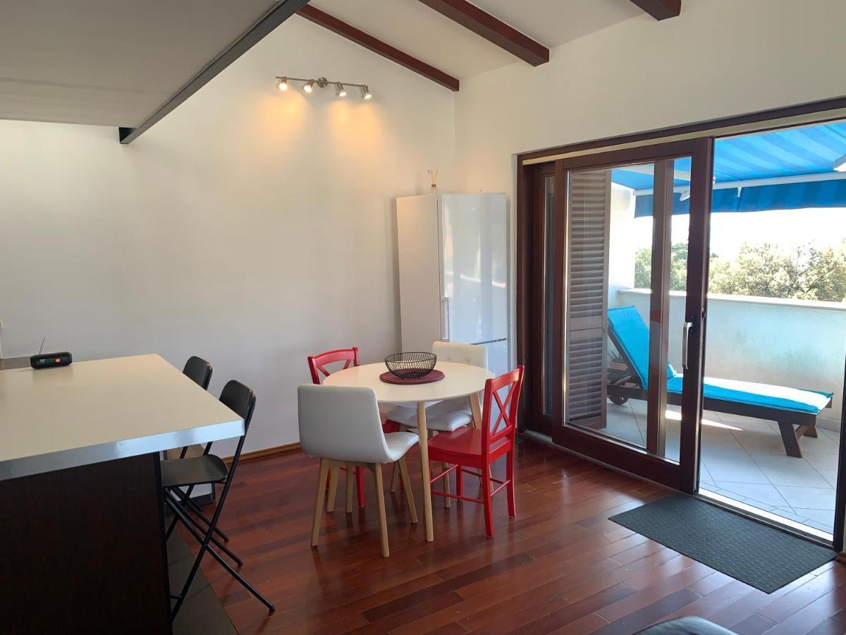 Seaside Apartments Petar Крк Экстерьер фото