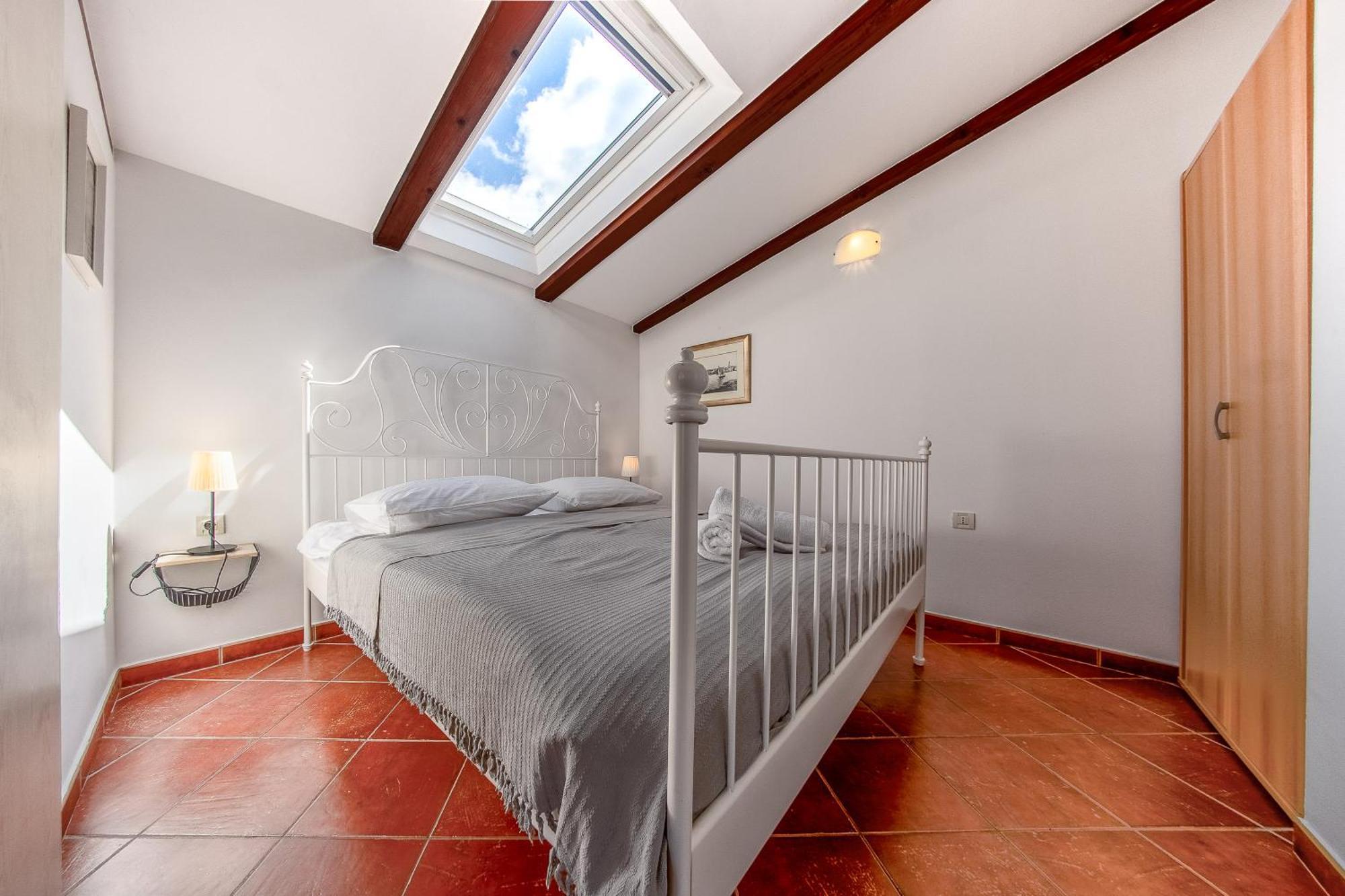 Seaside Apartments Petar Крк Экстерьер фото